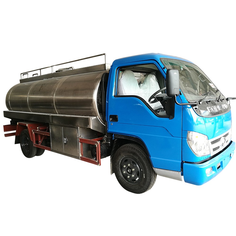 Forland 3000 Liter Milchtransporter
