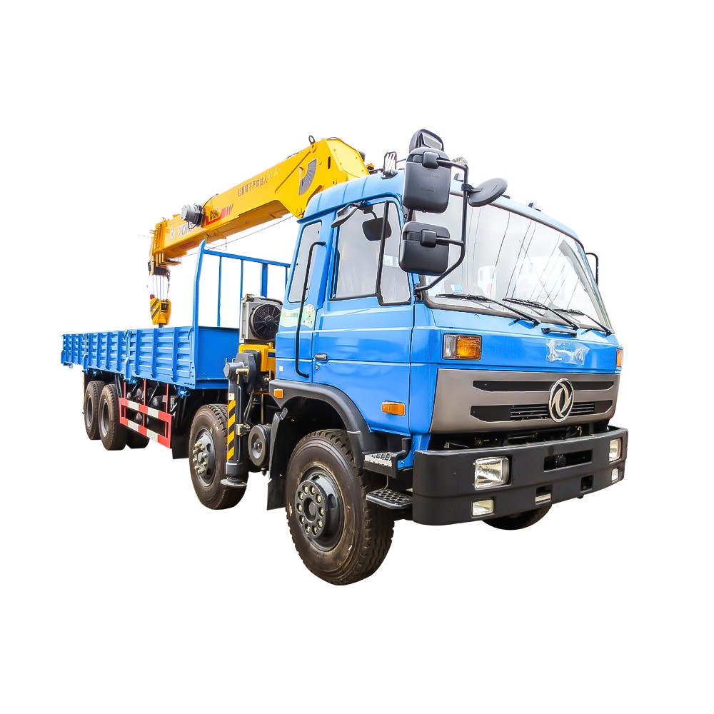 12-Rad-LKW mit 10-Tonnen-Kran