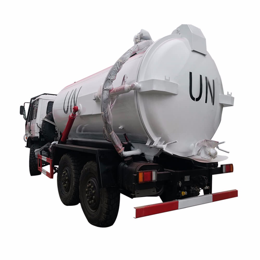 6*6 Abwassertankwagen